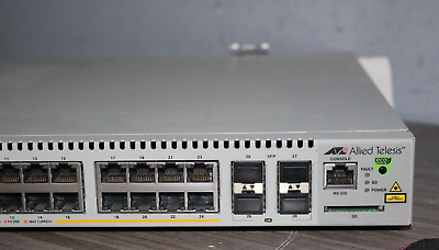 [AT-x230-28GP-40] AT-x230-28GP-40 L2+ switch with 24 x 10/100/1000T PoE ports and 4 x 100/1000X SFP ports AU Power Cord