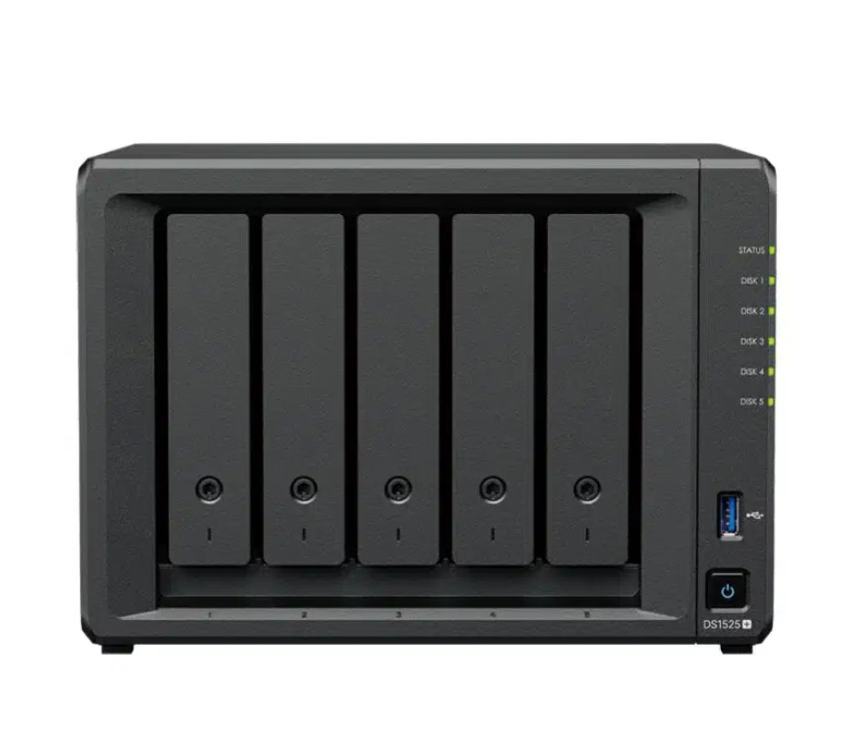 [BASY-DS1525+] BASY-DS1525+ Synology DiskStation DS1525+ 5-Bay 3.5' , 2x 2.5 GbE (Tower), AMD Ryzen Quad Core 2.2GHz, 8GB RAM, x USB3.2, 2x Expansion 3YW