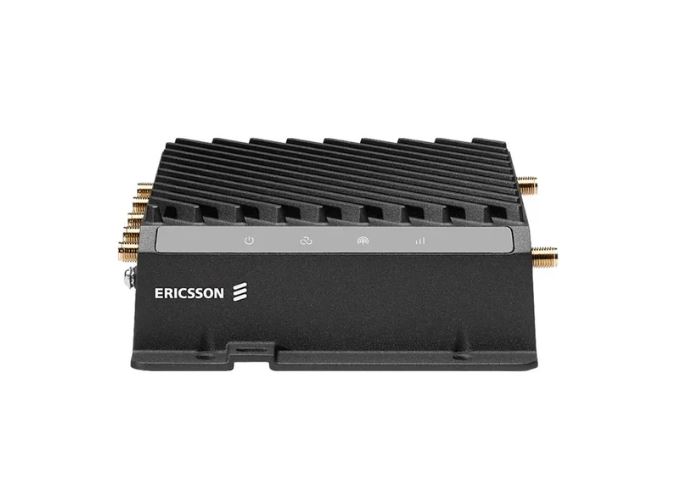 NHC-TU-MB04-R980-5GD-A Cradlepoint R980 ( for Trade-Up) 4-yr NetCloud Mobile Router Essentials Plan, and R980 Router with WiFi (5G modem 4FF SIM slots, and embedded eSIM)